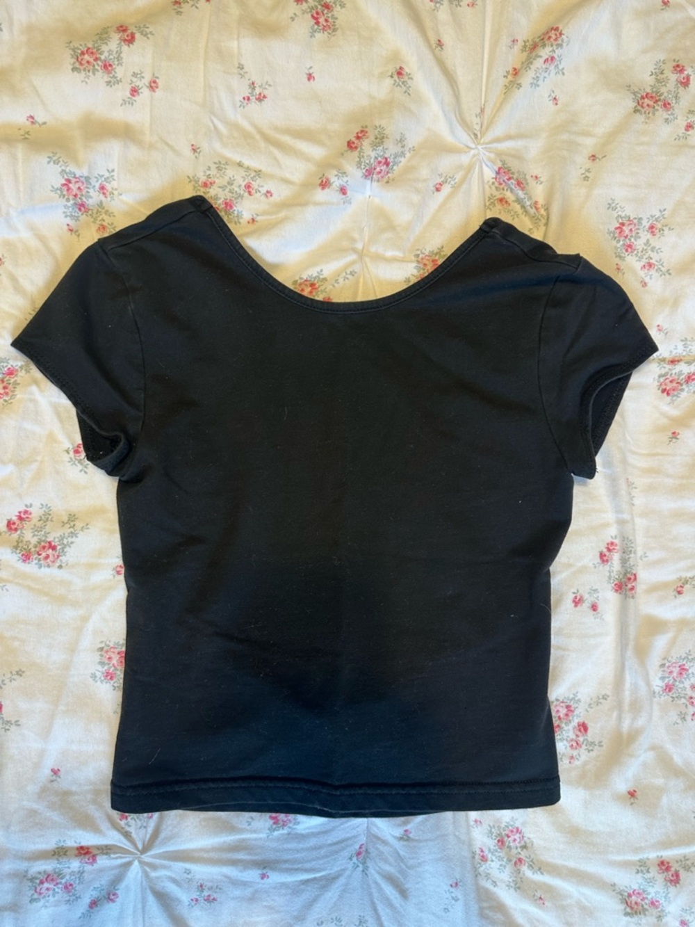 Classic Black Women's Backless Scoop Neck Tee